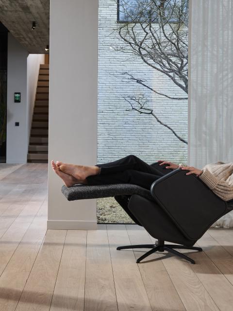 Recor Seating_Homepage banner_Paris
